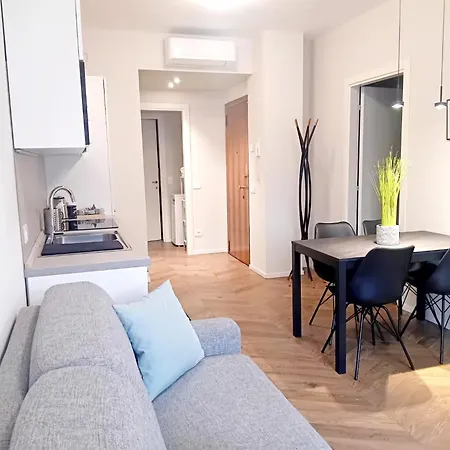 Manzoni House Next And Station Apartment